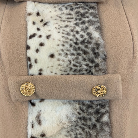 SOLD - Picture 4 of 10